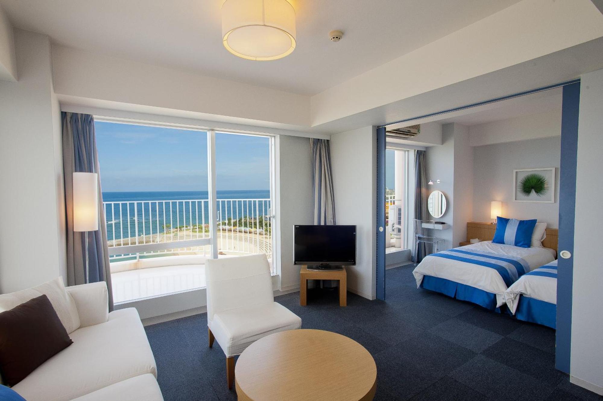 The Beach Tower Okinawa Chatan Exterior foto